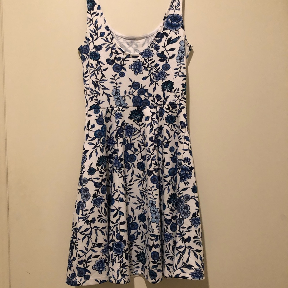 H&M Divided Floral Dress Mini - Picture 2 of 4